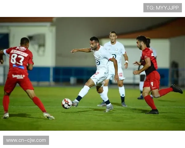 解析法甲纪律处罚层面 是否尝试触球成红黄牌关键区分点