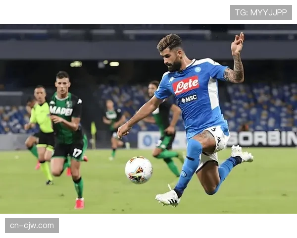 那不勒斯前场三叉戟火力集中 奥斯梅恩领跑射手榜贡献关键 那不勒斯前场三叉戟火力集中 奥斯梅恩领跑射手榜贡献关键