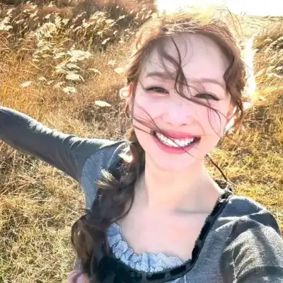 龙月嘉